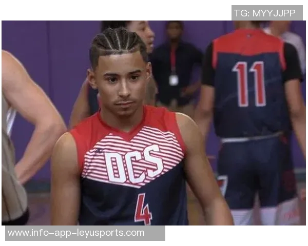 英冠身价排行揭晓贝利斯戴维斯领衔四名伊镇球员上榜