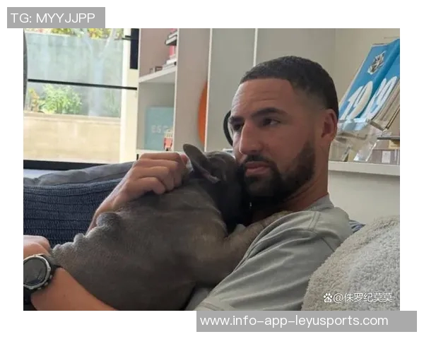 马冬梅身材惊艳引热议克莱表现低迷场均仅9分3板命中率堪忧