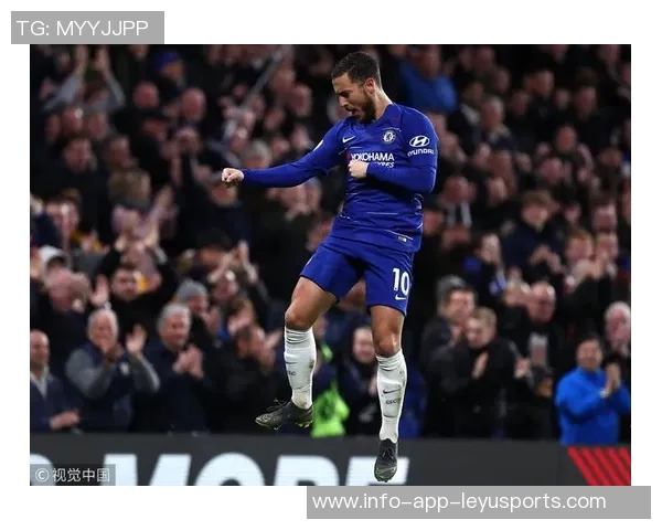 塞拉德斯回忆99年离开巴萨经历经塞尔塔转会皇马合同剩一年