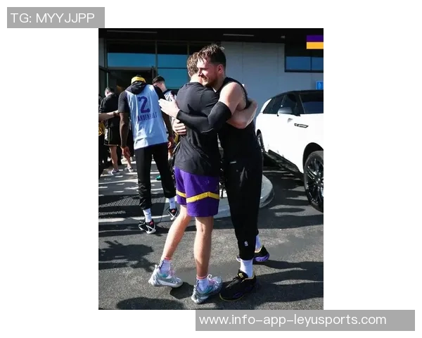 东契奇慷慨送EBikes给湖人队友教练及工作人员每人一辆彰显团队精神